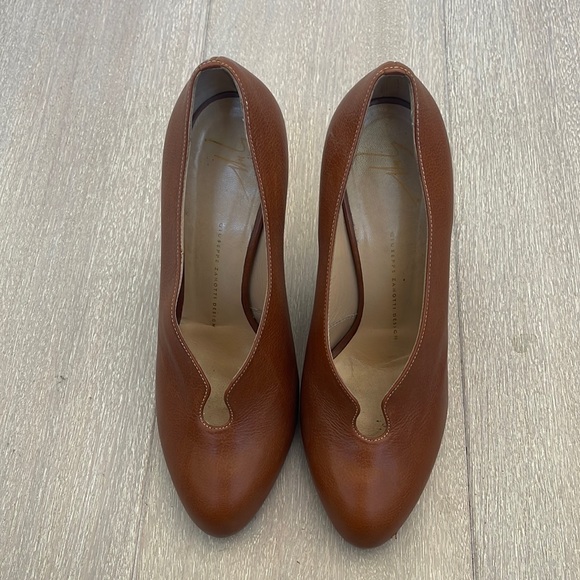 Giuseppe Zanotti high heels - Picture 1 of 8